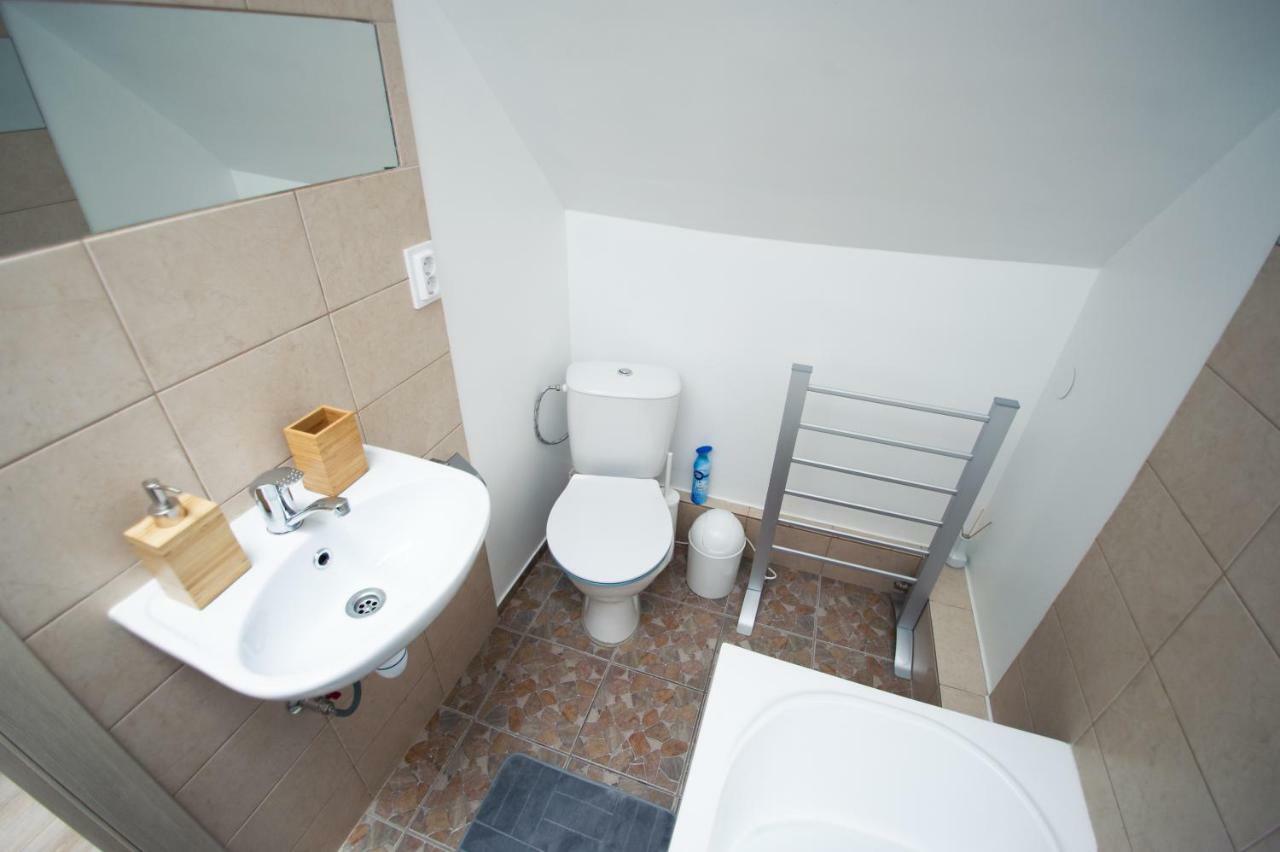 Apartamentai Niden - Su Terasa Ir Vaizdu I Marias Nidos Centre Apartamento